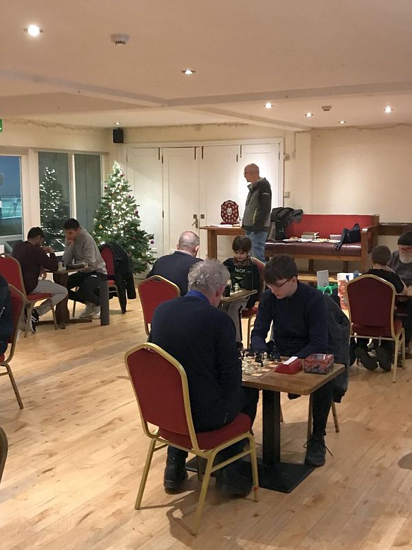 Gerry Burke v Harry Fitz in Club Xmas Blitz 2022 