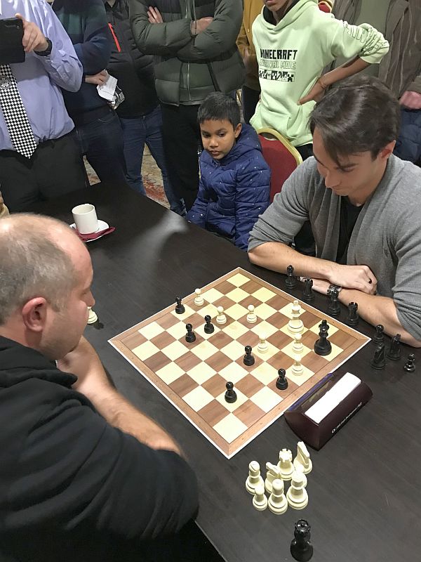 Best of 4  Blitz playoff game 3 IM Oleg v FM Zalan